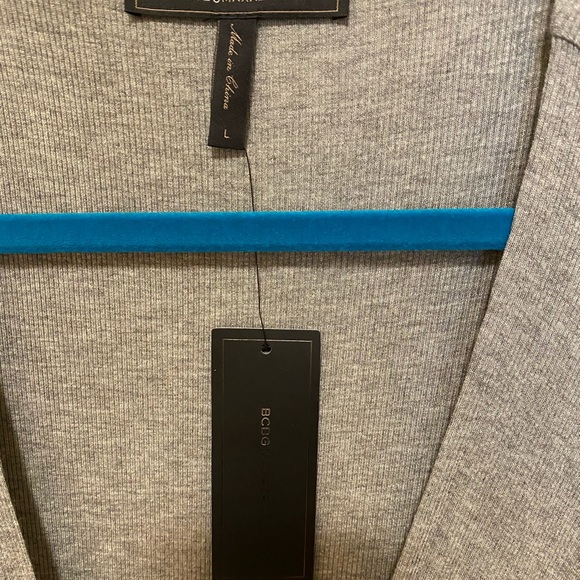 BCBG max azria long sleeve cross over shirt heather grey - Picture 5 of 6